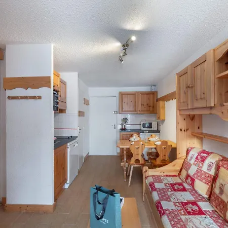 Apartment Avec Loggia, Cuisine Equipee Et Services Inclus - Fr-1-640-52 *